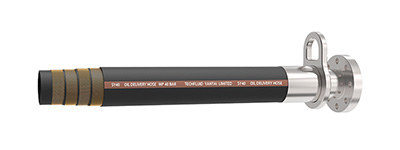 خراطيم الوقود في المنصة البحرية